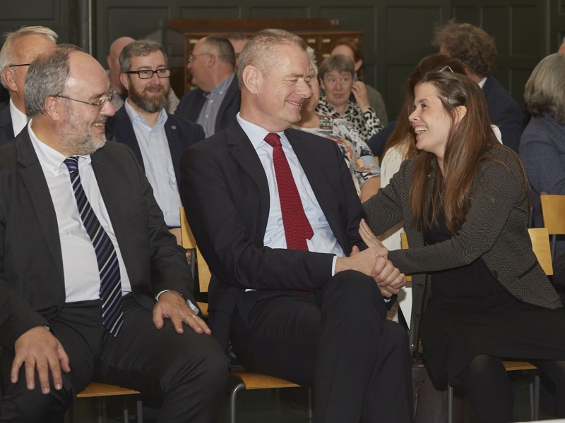 Prof. Dr. Michael Hollmann forseti Sambandsskjalasafns Þýskalands, Dietrich Becker sendiherra Þýskalands á Íslandi og Katrín Jakobsdóttir forsætisráðherra.